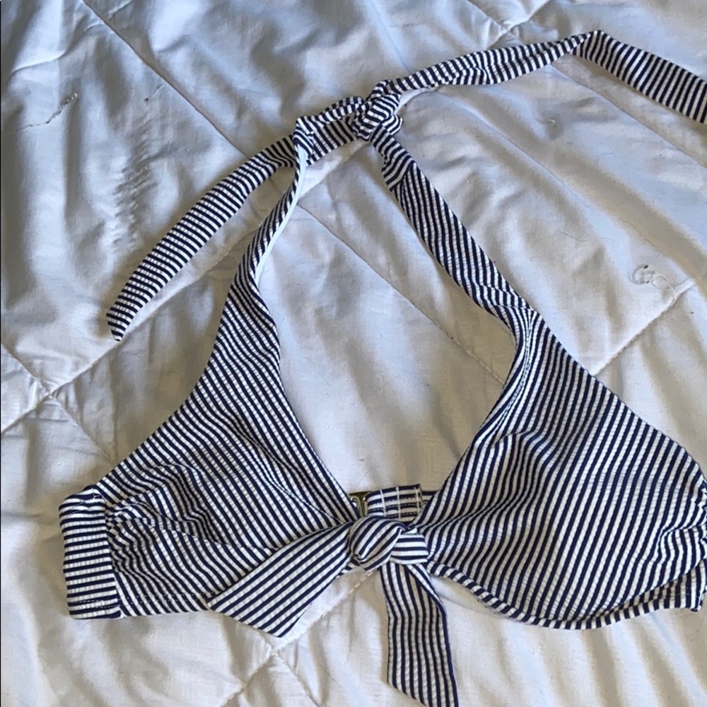 A bikini top